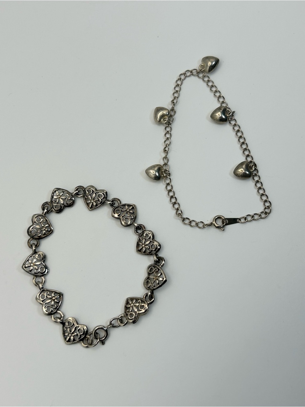 Vintage Heart Charm Bracelets Qty 2 Silver-tone Dangle & Round Link 7.5" Casual